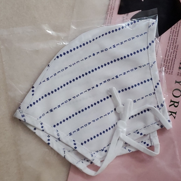 Kate Spade Mask - Picture 3 of 5